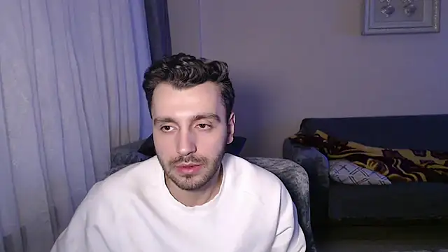 Snapshot of handsomeee04 chatting on 02/28/26, 03:40 handsomeee04 online show from 02/28/26, 03:40