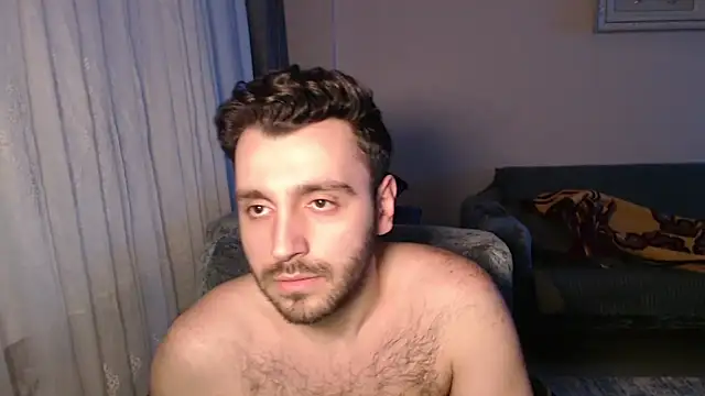 Snapshot of handsomeee04 chatting on 03/02/26, 09:32 handsomeee04 online show from 03/02/26, 09:32