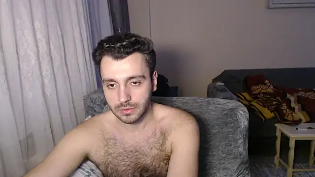 Snapshot of handsomeee04 chatting on 03/05/26, 09:44 handsomeee04 online show from 03/05/26, 09:44