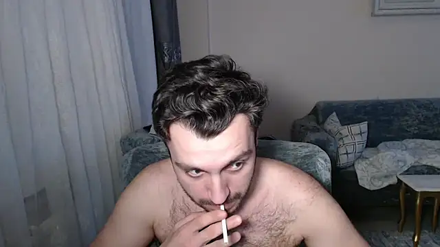 Snapshot of handsomeee04 chatting on 03/11/26, 10:05 handsomeee04 online show from 03/11/26, 10:05