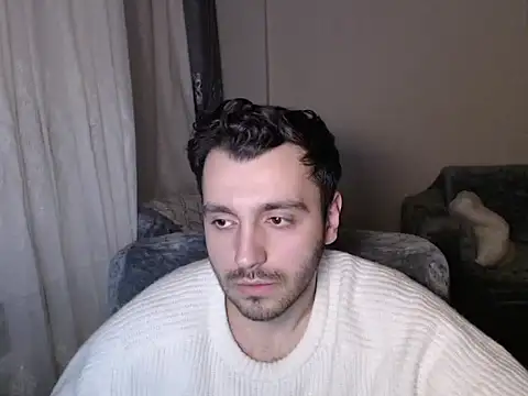 Snapshot of handsomeee04 chatting on 03/16/26, 06:23 handsomeee04 online show from 03/16/26, 06:23