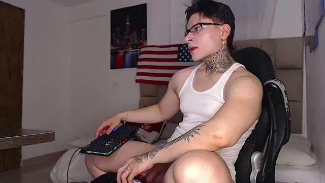 DennisWalkerr online show from 02/25/25, 01:20