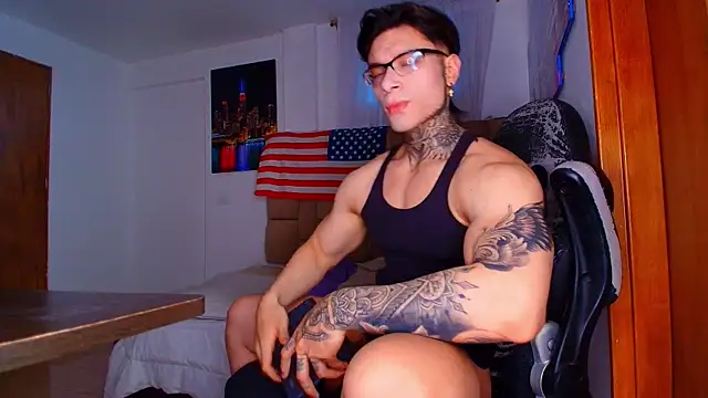 DennisWalkerr online show from 06/10/26, 11:03