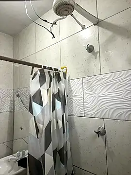 Snapshot of Muzao chatting on 01/12/26, 09:20 Muzao online show from 01/12/26, 09:20