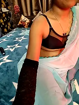 Snapshot of Little__Lia chatting on 02/21/25, 05:42 Little Lia online show from 02/21/25, 05:42