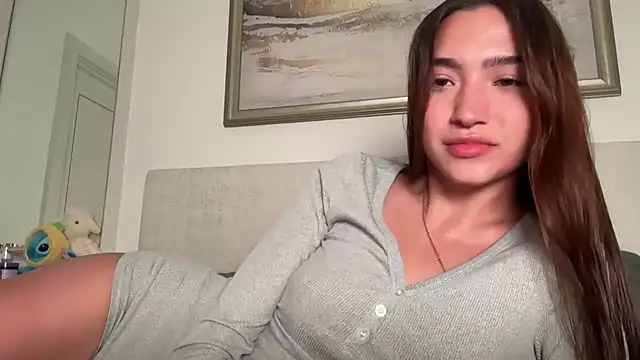 Snapshot of MilenaMilven chatting on 12/20/25, 07:54 MilenaMilven online show from 12/20/25, 07:54