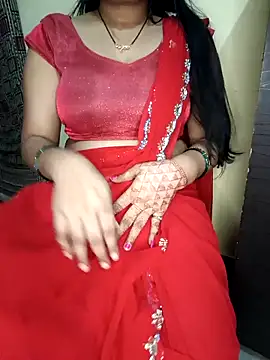 Snapshot of Soniya_444 chatting on 03/08/25, 06:37 Soniya 444 online show from 03/08/25, 06:37