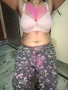 Snapshot of Soniya_444 chatting on 03/14/25, 04:54 Soniya 444 online show from 03/14/25, 04:54