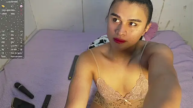 Mara-Bella online show from 06/25/26, 02:11