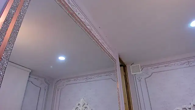 Snapshot of Daphne_Fox_ chatting on 03/05/25, 08:32 Daphne Fox online show from 03/05/25, 08:32