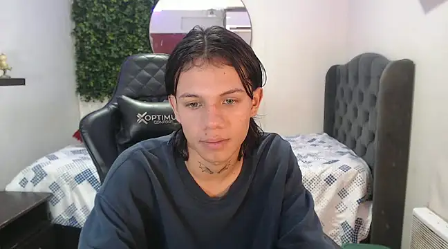 andy dan18 online show from 02/02/25, 01:52