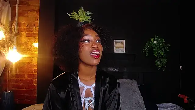 Snapshot of nikkystorm1_ chatting on 04/18/26, 01:48 nikkystorm1 online show from 04/18/26, 01:48