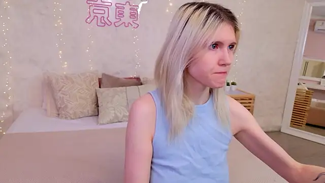 NellieLoyns online show from 05/01/26, 05:17