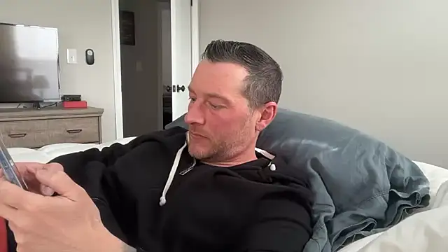 Snapshot of moon-boy chatting on 03/13/25, 07:39 moon-boy online show from 03/13/25, 07:39