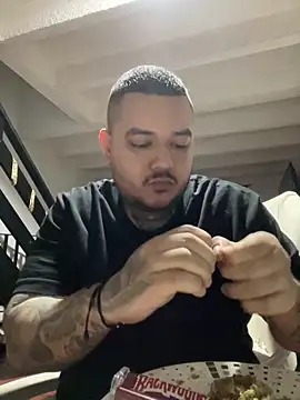 El Titan1998 online show from 01/07/25, 11:37