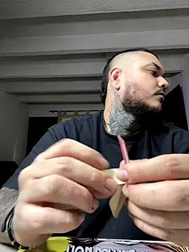 El Titan1998 online show from 09/10/25, 09:48