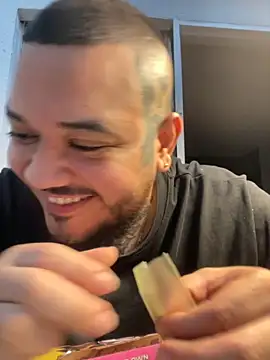 El Titan1998 online show from 11/25/25, 10:32