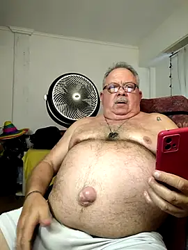 Snapshot of bylytom24 chatting on 01/09/26, 10:22 bylytom24 online show from 01/09/26, 10:22