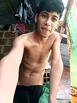 Andres123cv online show from 05/01/26, 04:55