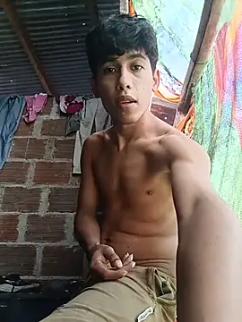 Andres123cv online show from 05/20/26, 03:29