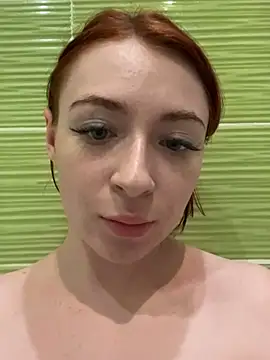 Snapshot of Cuteroxyfoxy chatting on 02/17/25, 02:48 Cuteroxyfoxy online show from 02/17/25, 02:48