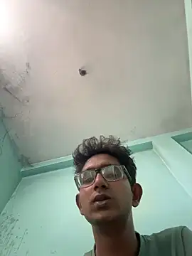 Snapshot of Cocaineandweed45 chatting on 11/11/25, 06:13 Cocaineandweed45 online show from 11/11/25, 06:13