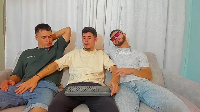hell twink online show from 05/02/26, 01:54