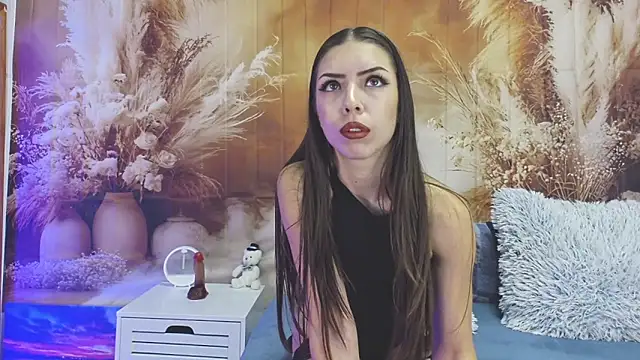 EmaLowe online show from 10/31/25, 08:48