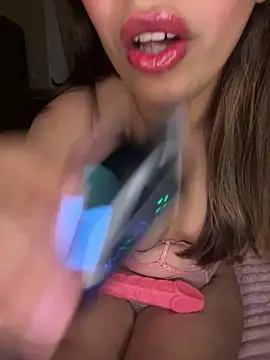 Snapshot of SaraOne_arab chatting on 03/13/26, 09:54 SaraOne arab online show from 03/13/26, 09:54