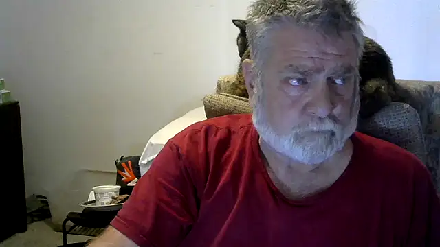 Snapshot of viejo_oso chatting on 11/30/25, 04:11 viejo oso online show from 11/30/25, 04:11