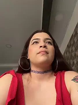 Snapshot of Sophia_cyrus11 chatting on 02/08/25, 10:19 Sophia cyrus11 online show from 02/08/25, 10:19