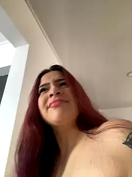 Snapshot of Sophia_cyrus11 chatting on 09/14/25, 02:38 Sophia cyrus11 online show from 09/14/25, 02:38