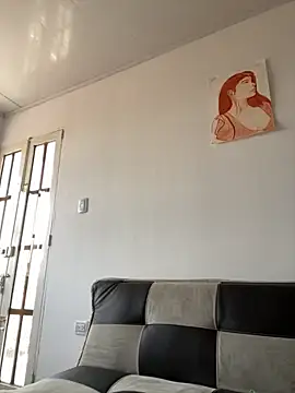 Snapshot of Sophia_cyrus11 chatting on 11/04/25, 04:50 Sophia cyrus11 online show from 11/04/25, 04:50