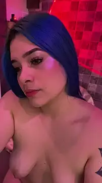 Snapshot of Sophia_cyrus11 chatting on 06/05/26, 06:46 Sophia cyrus11 online show from 06/05/26, 06:46