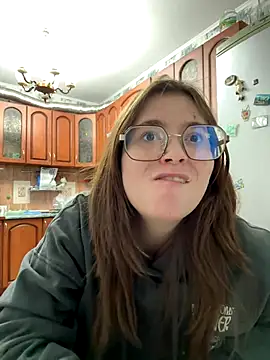 Sabrina shells online show from 11/21/25, 05:39