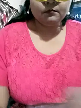 Snapshot of LustyBhabhi chatting on 02/19/25, 04:55 LustyBhabhi online show from 02/19/25, 04:55