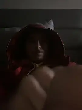 Snapshot of jones20030 chatting on 12/22/24, 10:06 jones20030 online show from 12/22/24, 10:06