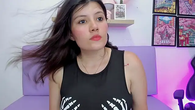 Carolina Burninng online show from 10/06/25, 08:28