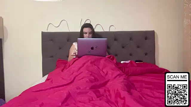 Dreamyblushfairy online show from 10/07/25, 03:09