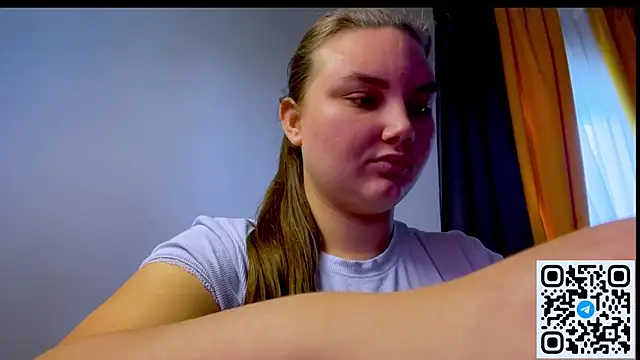 Dreamyblushfairy online show from 06/17/26, 02:18