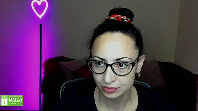 Arianasweety23 online show from 02/01/25, 06:19