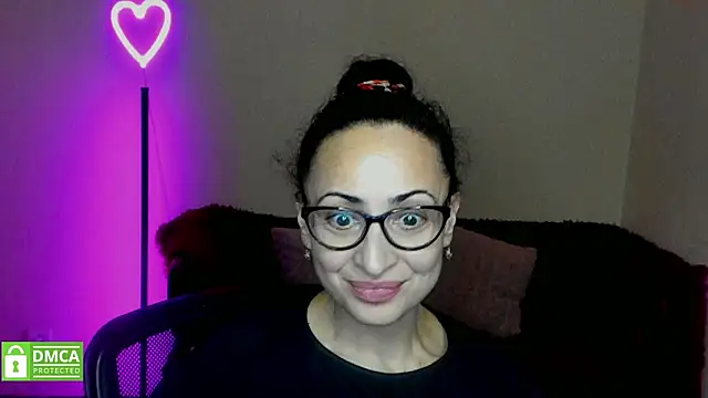 Arianasweety23 online show from 02/01/25, 09:29