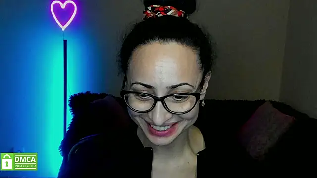 Arianasweety23 online show from 02/06/25, 12:37