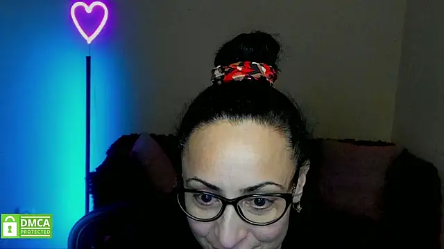 Arianasweety23 online show from 02/11/25, 09:46