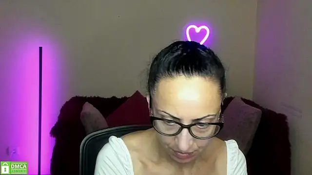 Arianasweety23 online show from 09/10/25, 05:24