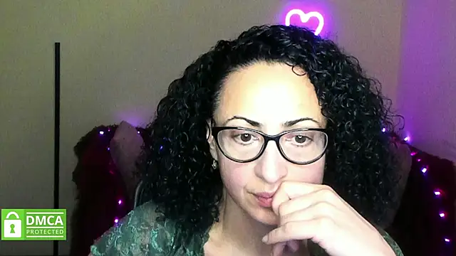 Arianasweety23 online show from 12/18/25, 06:25