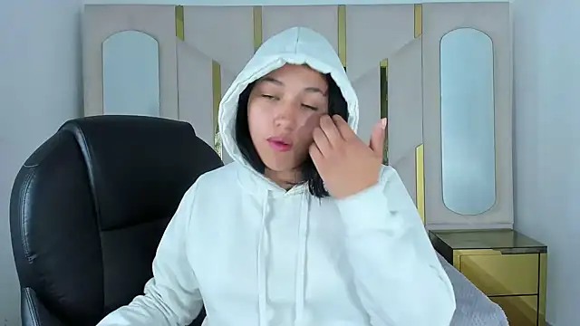 IsabellRodriguez18 online show from 09/24/25, 03:21