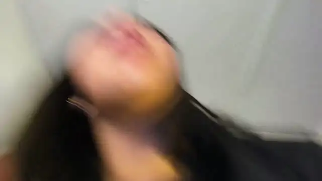 Snapshot of IsabellRodriguez18 chatting on 02/19/26, 03:57 IsabellRodriguez18 online show from 02/19/26, 03:57