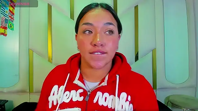 IsabellRodriguez18 online show from 06/27/26, 03:33