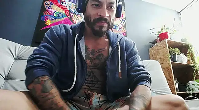 callme douglas online show from 02/11/25, 03:40